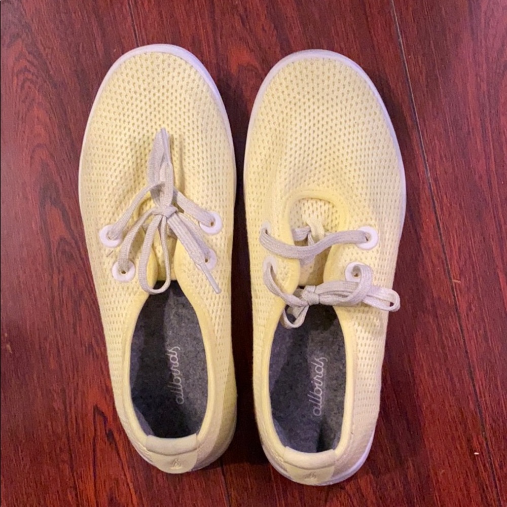 Allbirds Tree Skippers Size 7 Kauri Canary